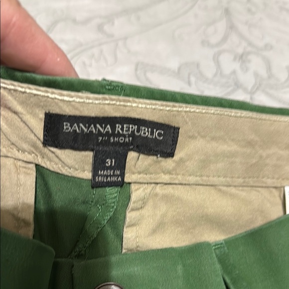 Banana Republic Green Flat Front Shorts - Picture 3 of 3